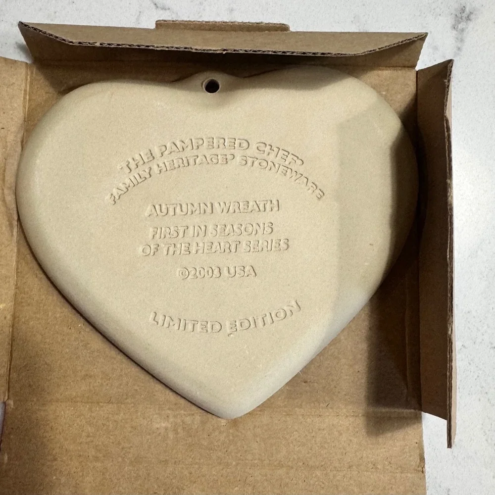 Pampered Chef Autumn Wreath Stoneware Mold‎ Heart Limited Edition 2003 NIB